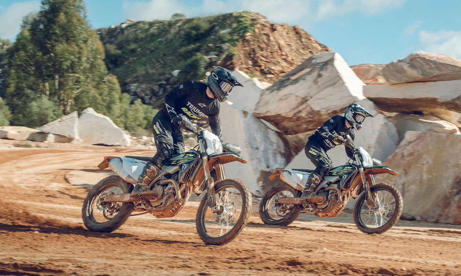 triumph asturias enduro 01