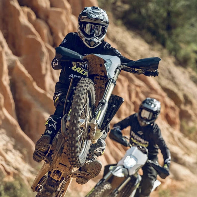 triumph asturias enduro 04