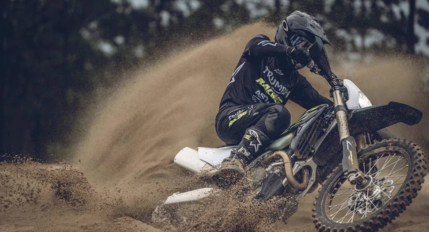 triumph asturias enduro 06