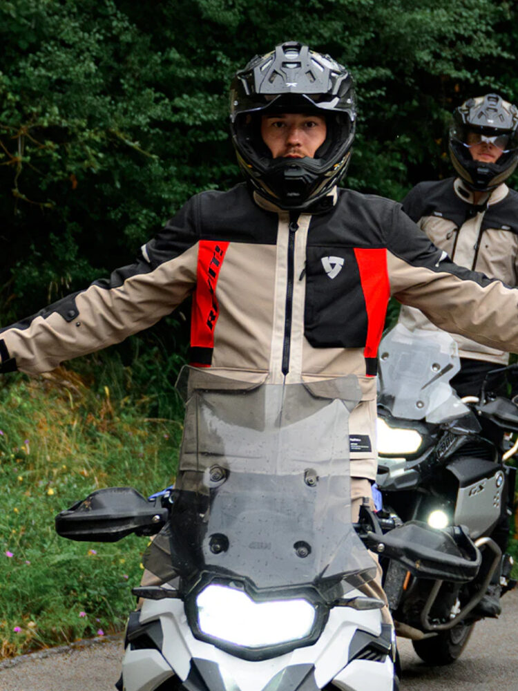 chaqueta revit convergent