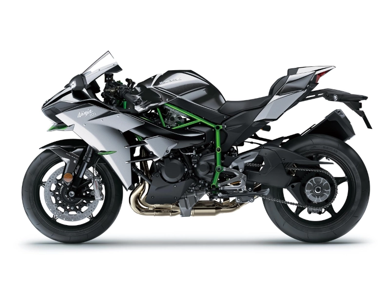 kawasaki ninja h2 2027 motoviedo 04 kawasaki ninja h2 2027 motoviedo 04